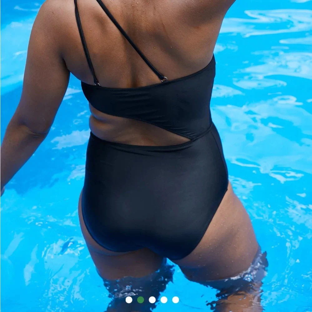 aerie Black One-Shoulder Cutout One-Piece Swimsuit